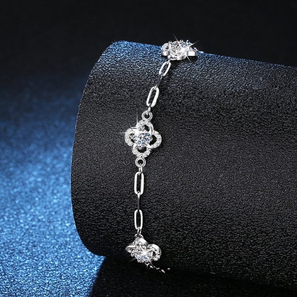 18k white gold Moissanite diamond bracelet - Picture 2 of 8
